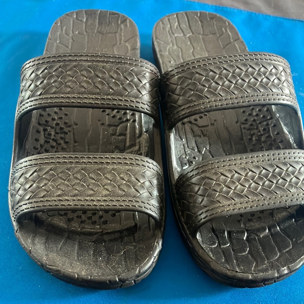 Black Textured Slide Sandals 5